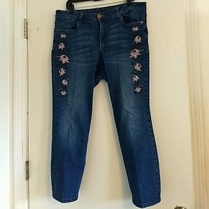 Christopher & Banks Womens 14 Short Jeans